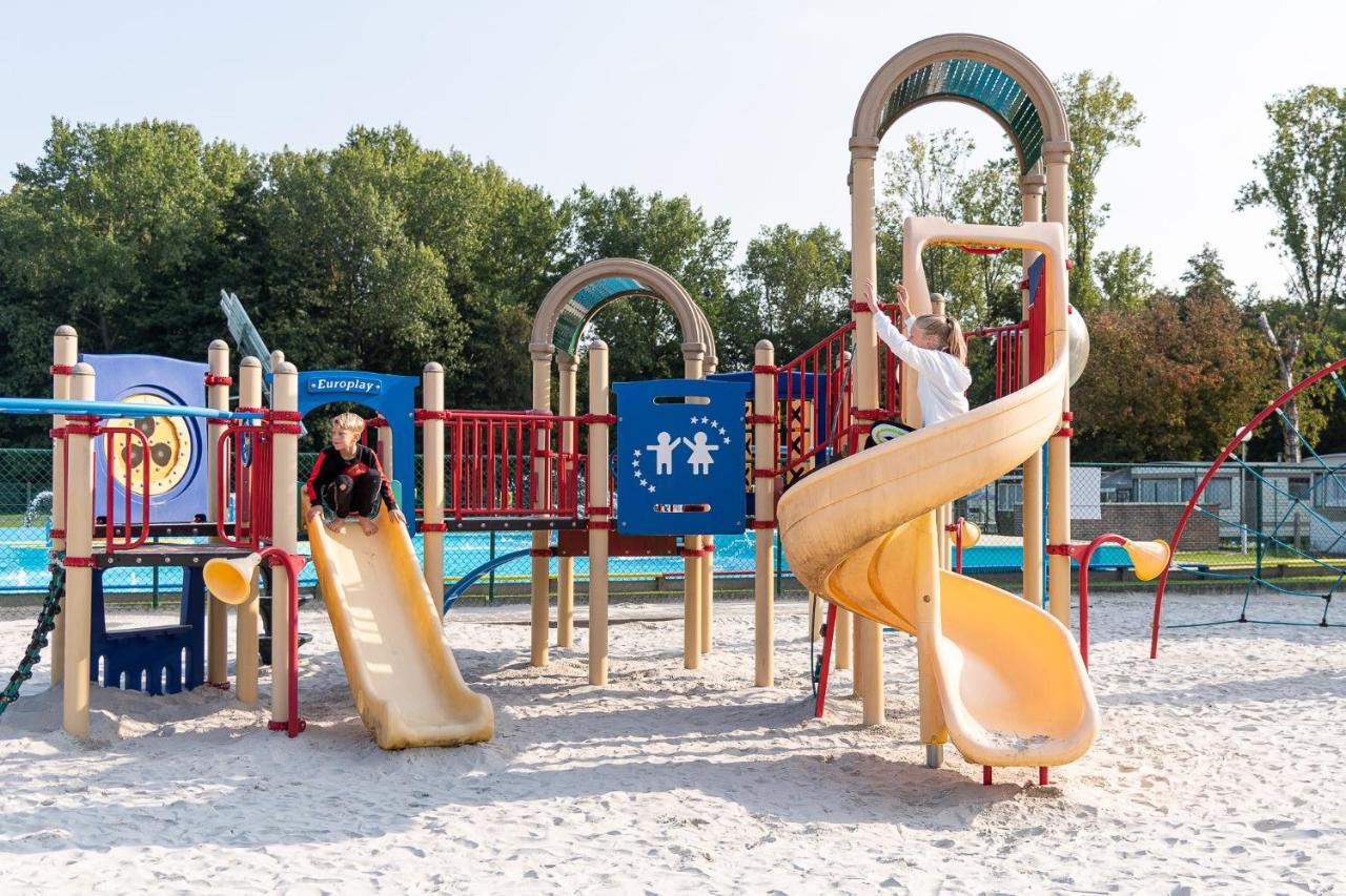 Vakantiepark Wilhelm Tell Vakantieappartement Opglabbeek Екстериор снимка